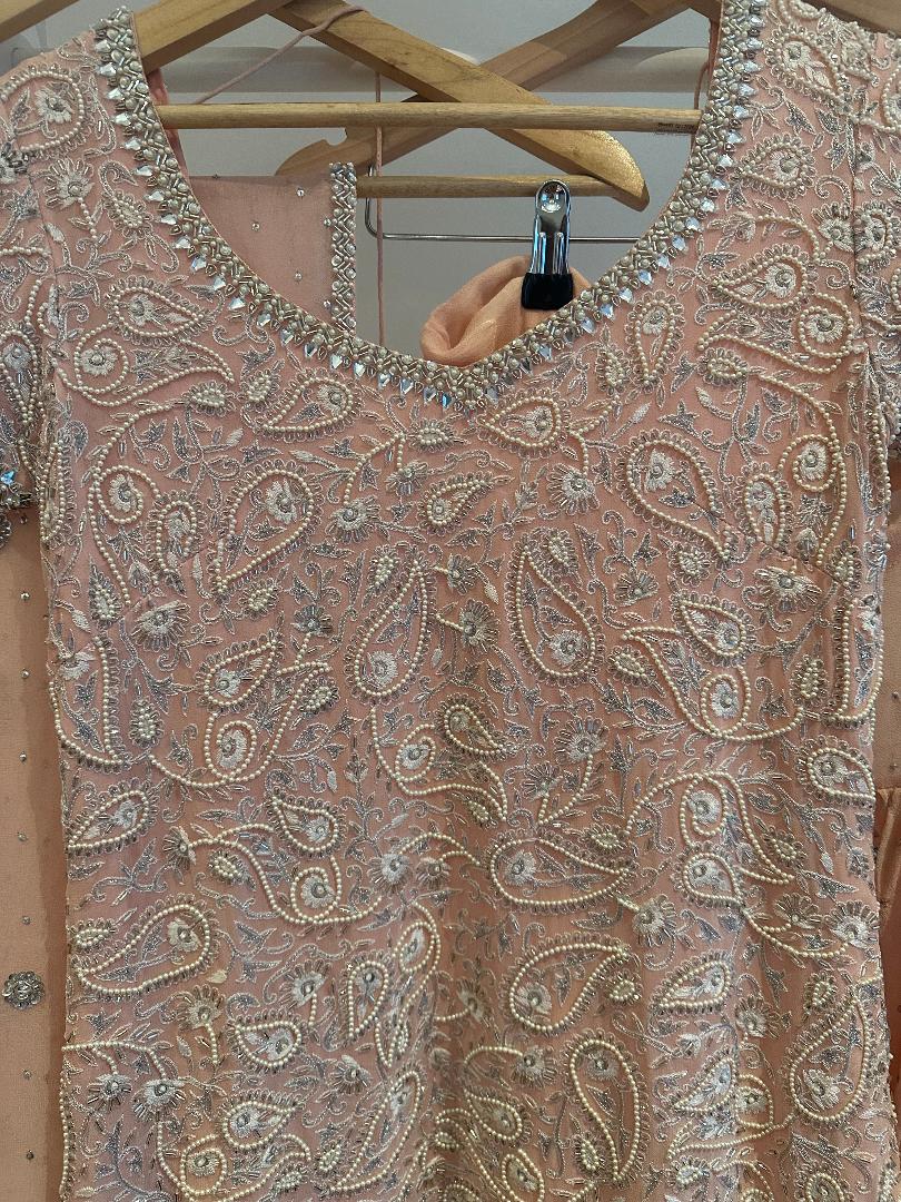 Preloved Rabani & Rakha baby pink kurta suit 3 piece