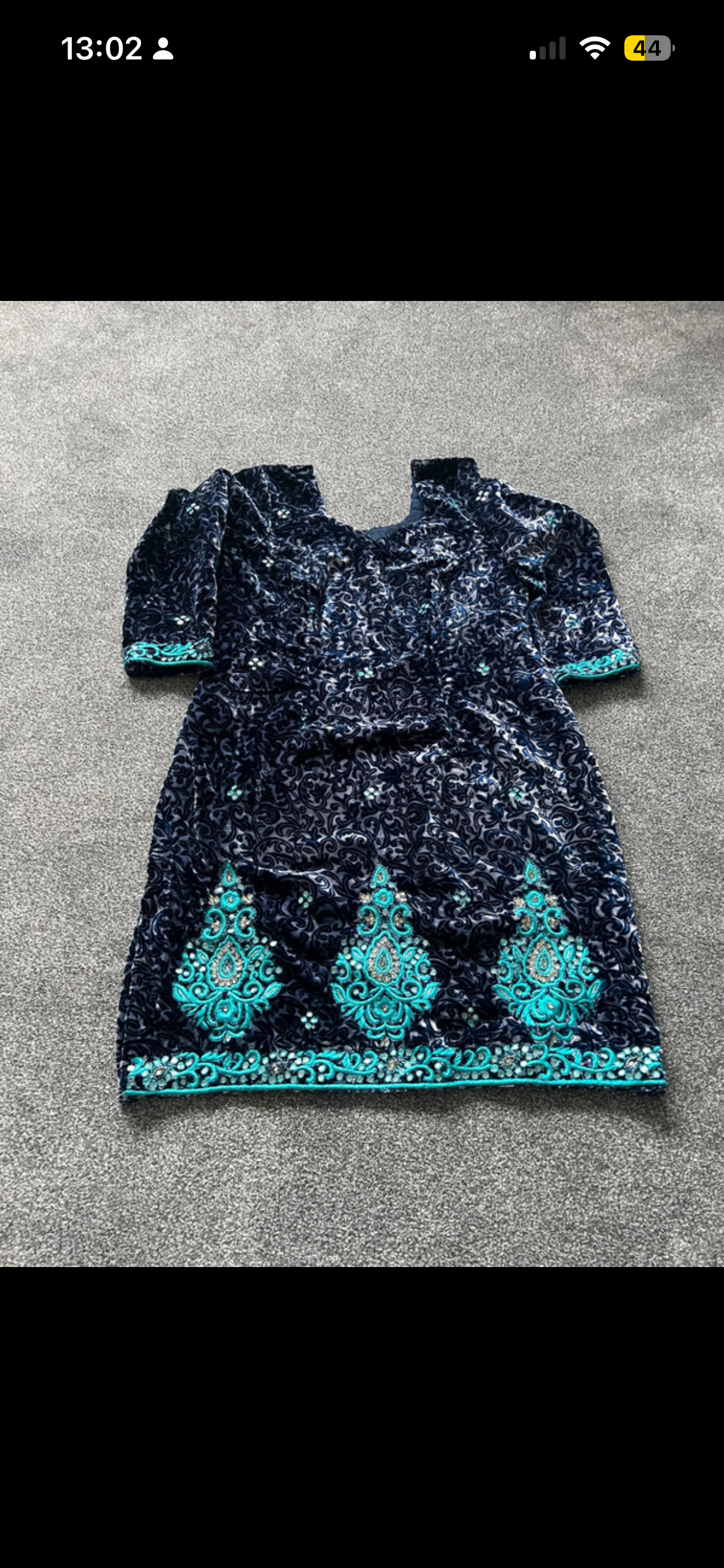 Velvet shirt with handwork embroidery