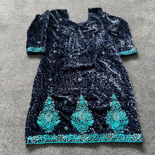 Velvet shirt with handwork embroidery