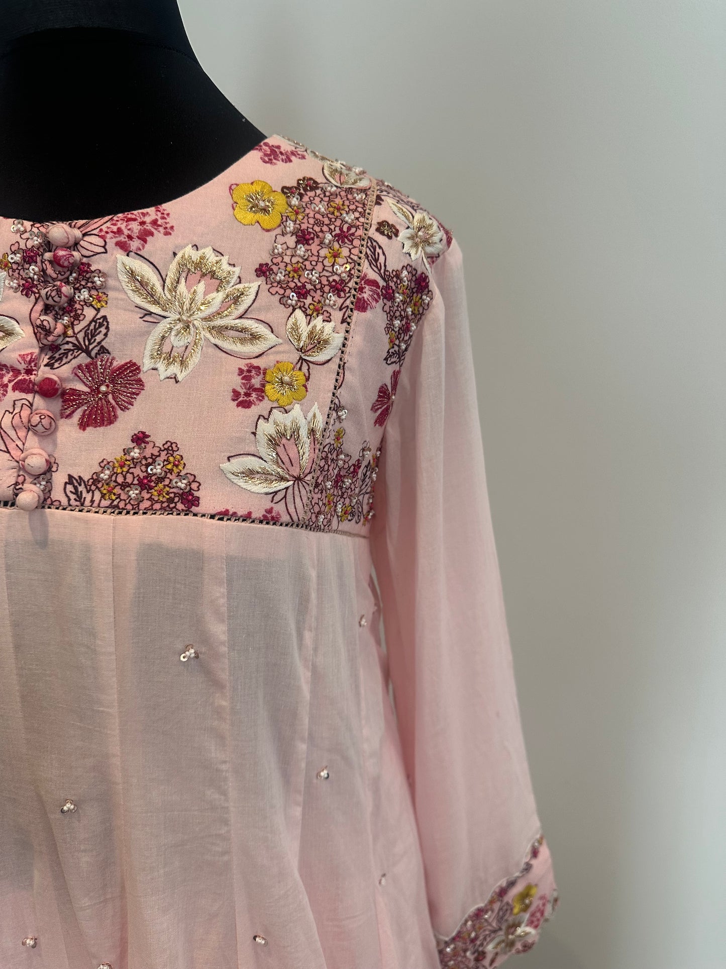 Ajiesh Oberoi Pink Kota Doria, Mulmul Round Embroidered Kurta And Dhoti Pant Set