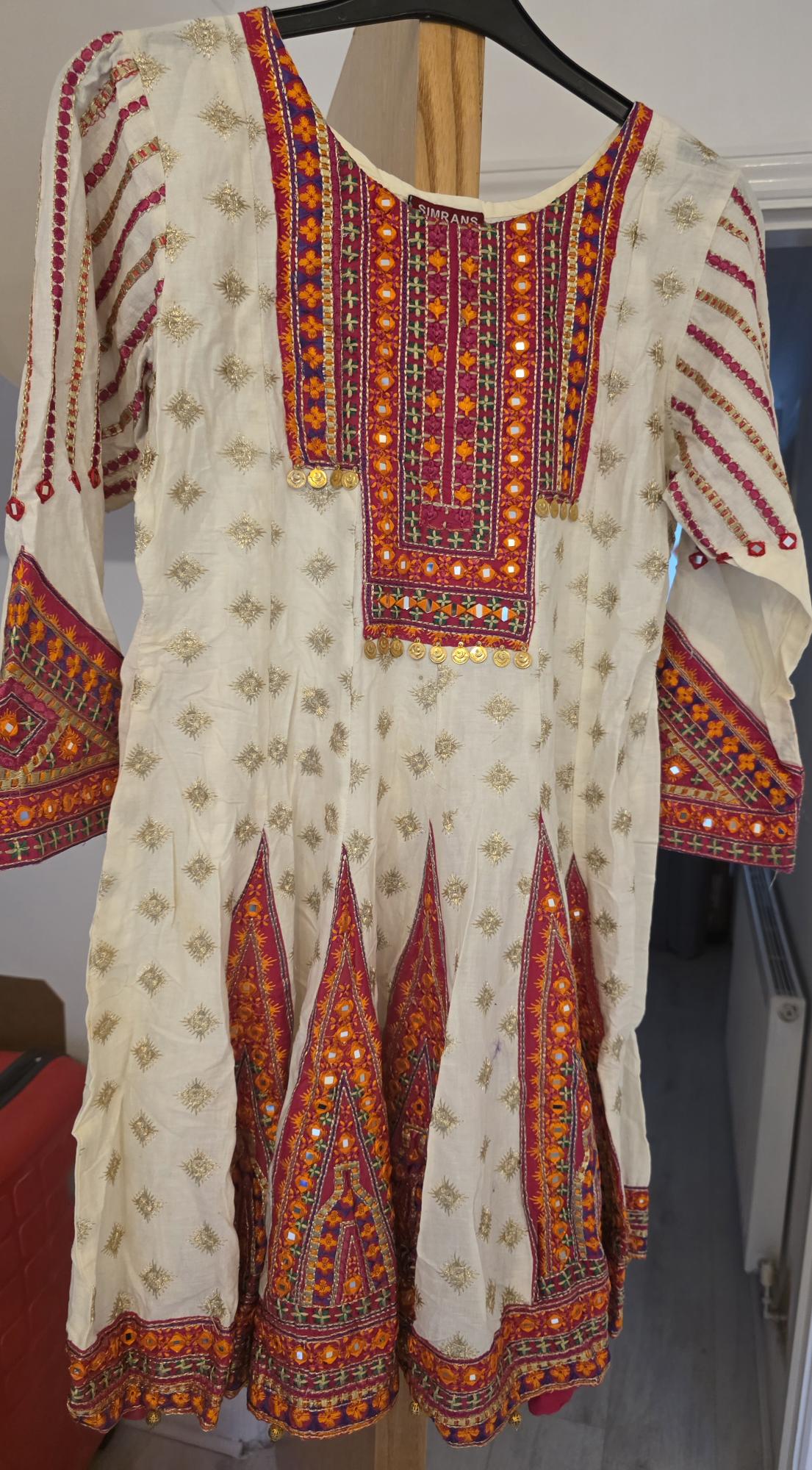 Girls preloved punjabi  Pink and White suit