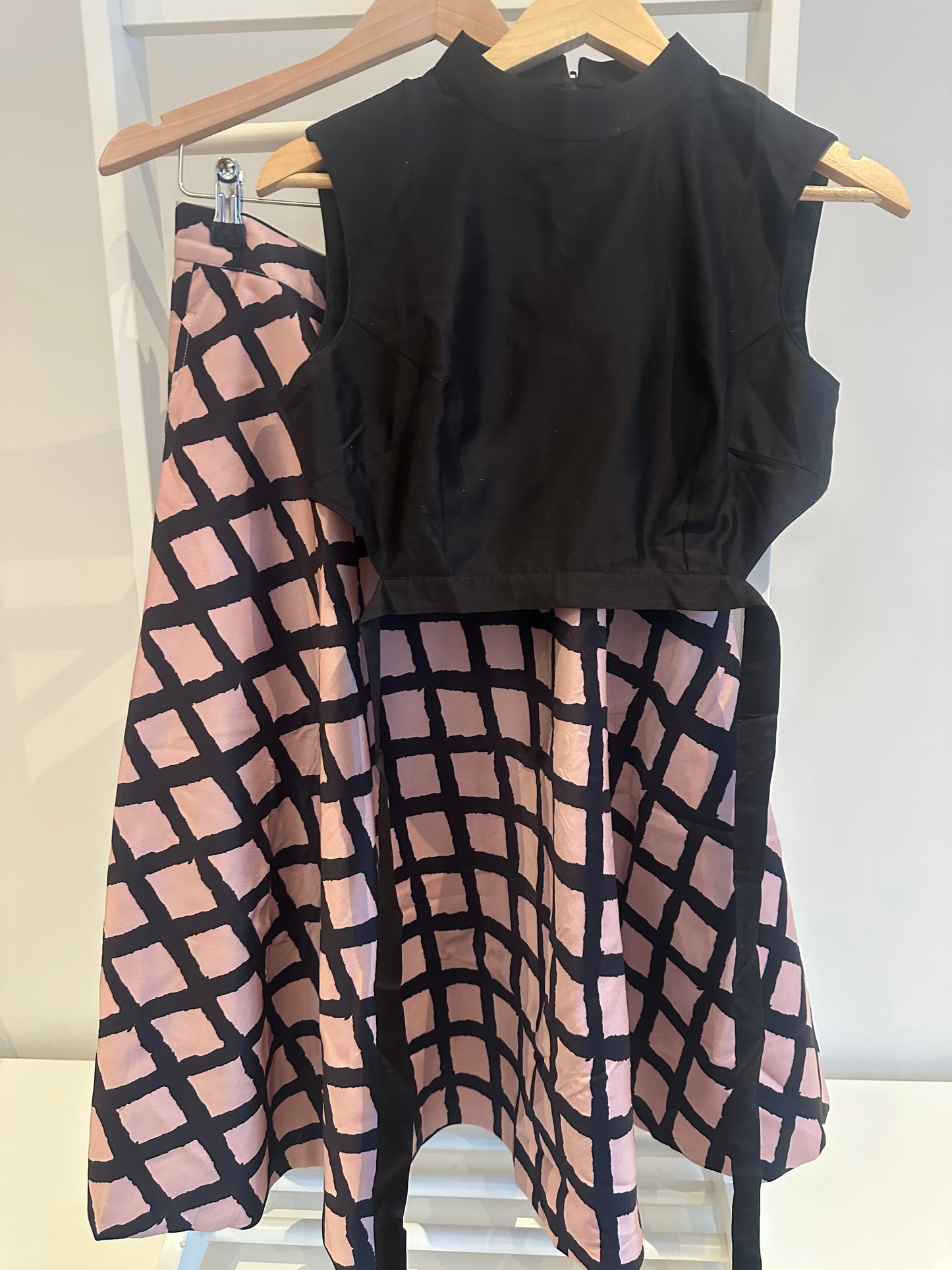 Preloved Punit Balana midi skit with black tie-up blouse.